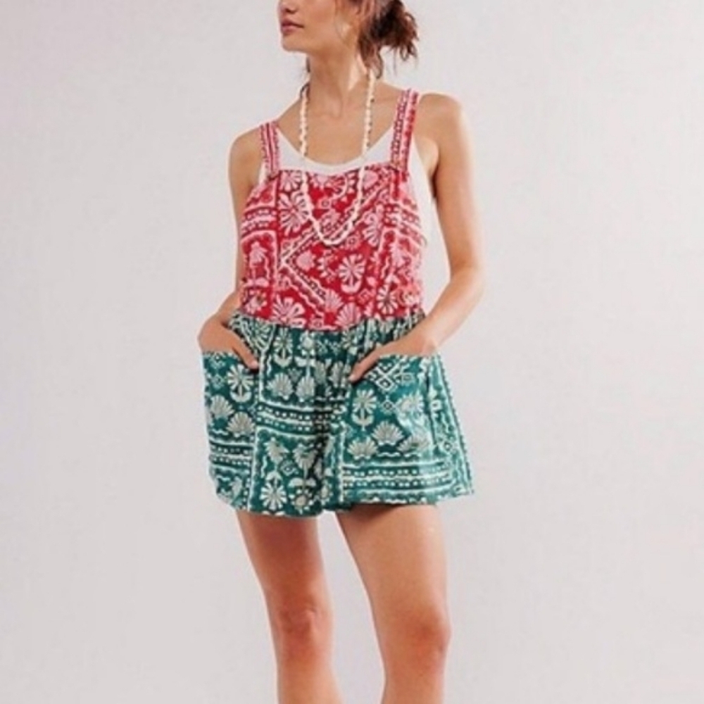 Free People Romper Women Red Green Tropical Cotton Vacation Boho size L BNWOT